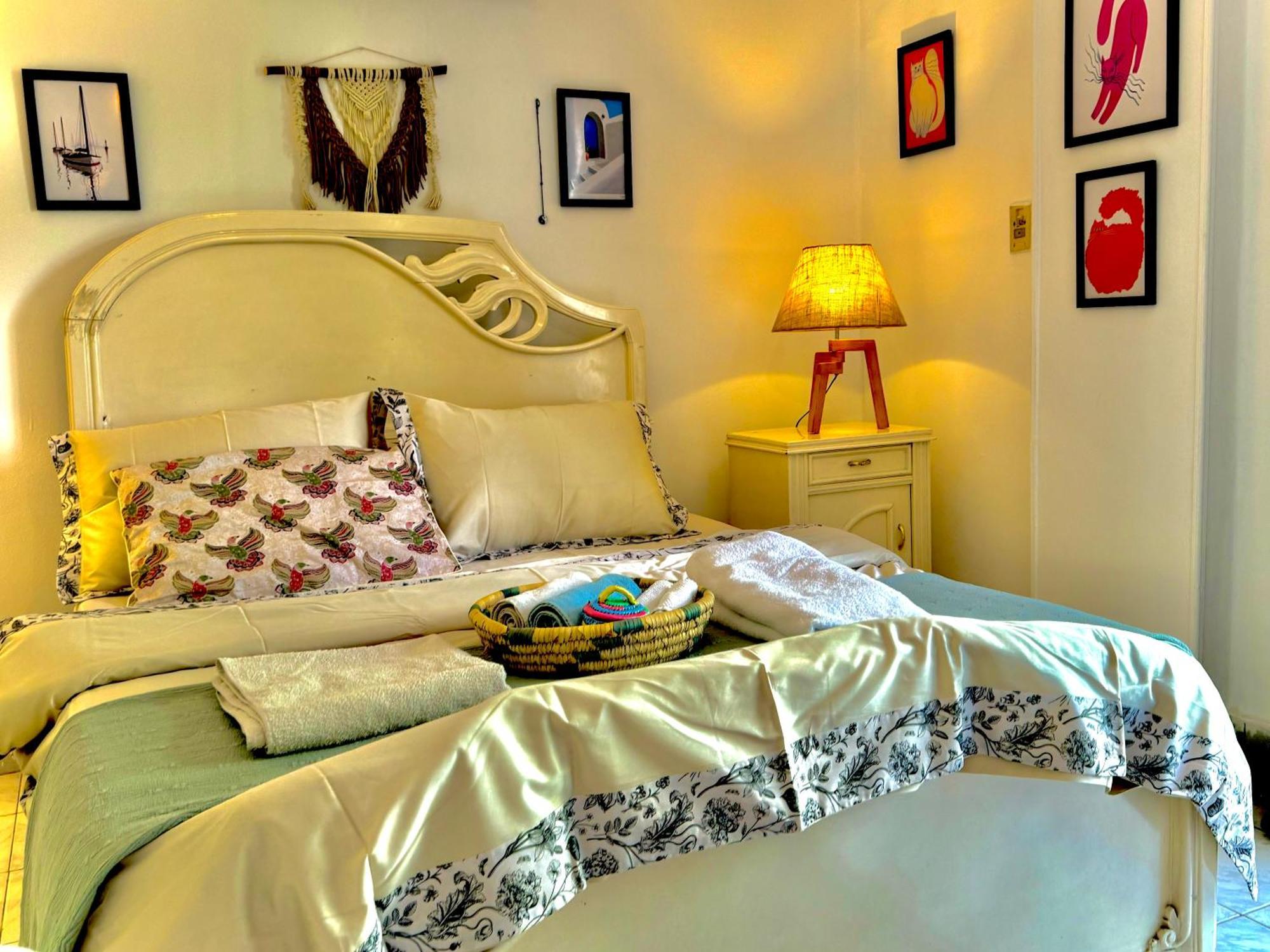 Large Room With Its Own Balcony Cairo Exterior foto
